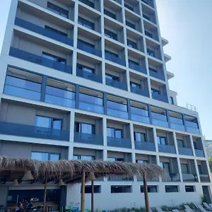 Joelle Premium 4* Sarandë